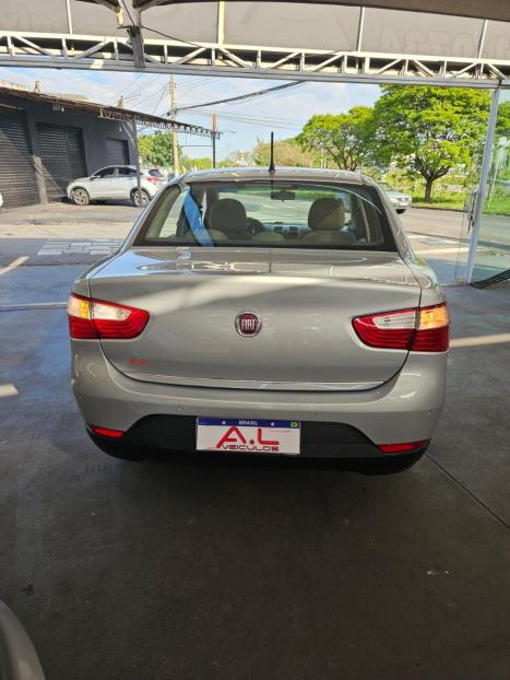 FIAT Grand Siena 1.6 16V 4P FLEX ESSENCE DUALOGIC AUTOMATIZADO, Foto 5