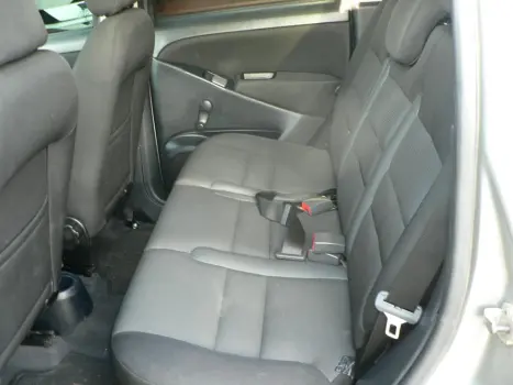 FIAT Idea 1.4 4P ATTRACTIVE FLEX, Foto 9 FIAT Idea 1.4 4P ATTRACTIVE FLEX, Foto 9