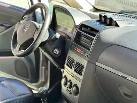FIAT Idea 1.8 16V 4P ADVENTURE FLEX, Foto 4 FIAT Idea 1.8 16V 4P ADVENTURE FLEX, Foto 4