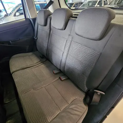 FIAT Idea 1.8 16V 4P ADVENTURE FLEX LOCKER, Foto 10