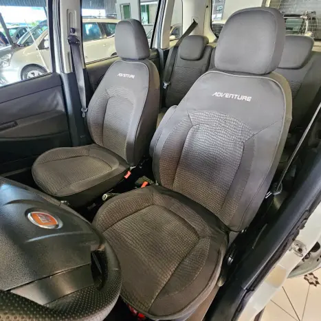 FIAT Idea 1.8 16V 4P ADVENTURE FLEX LOCKER, Foto 17