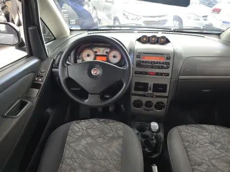 FIAT Idea 1.8 4P ADVENTURE FLEX, Foto 10