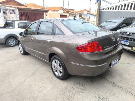FIAT Linea 1.8 16V 4P FLEX HLX, Foto 4 FIAT Linea 1.8 16V 4P FLEX HLX, Foto 4