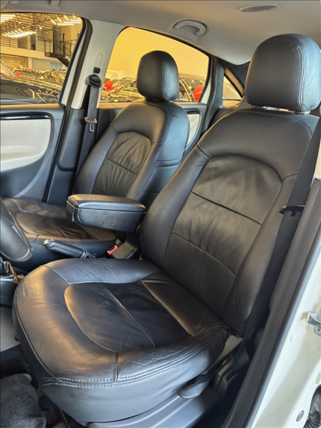 FIAT Linea 1.8 16V 4P FLEX ESSENCE, Foto 8
