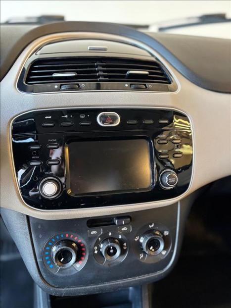 FIAT Linea 1.8 16V 4P FLEX ESSENCE, Foto 11