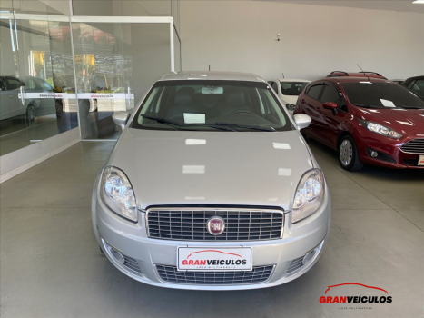 FIAT Linea 1.9 16V 4P FLEX, Foto 2