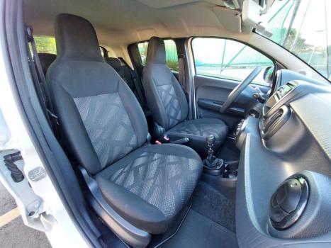 FIAT Mobi 1.0 4P FLEX EVO LIKE, Foto 12 FIAT Mobi 1.0 4P FLEX EVO LIKE, Foto 12