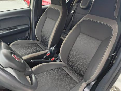 FIAT Mobi 1.0 4P FLEX DRIVE FIRE FLY, Foto 7