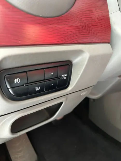 FIAT Palio 1.6 16V 4P FLEX SPORTING DUALOGIC AUTOMATIZADO, Foto 11