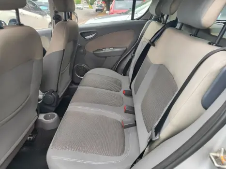 FIAT Palio 1.6 16V 4P FLEX ESSENCE, Foto 10