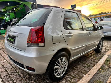 FIAT Palio 1.8 4P HLX, Foto 4