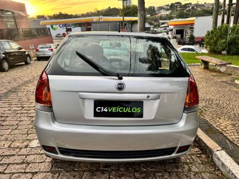 FIAT Palio 1.8 4P HLX, Foto 6
