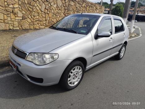 FIAT Palio 1.8 4P HLX, Foto 1
