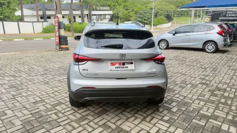 FIAT Pulse 1.0 12V 4P FLEX 200 DRIVE TURBO AUTOM�TICO CVT, Foto 5