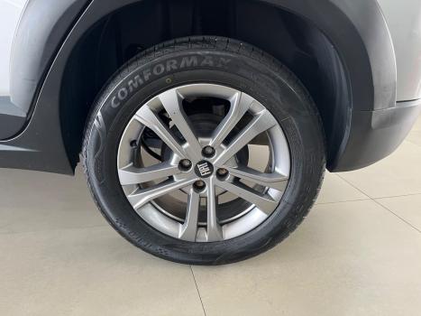 FIAT Pulse 1.0 12V 4P FLEX 200 DRIVE TURBO AUTOM�TICO CVT, Foto 9