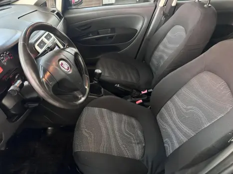 FIAT Punto 1.4 4P ATTRACTIVE FLEX, Foto 10
