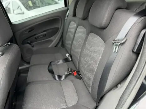 FIAT Punto 1.4 4P ATTRACTIVE FLEX, Foto 11