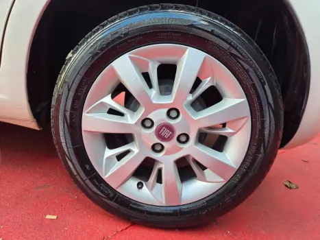 FIAT Punto 1.4 4P ATTRACTIVE FLEX, Foto 16