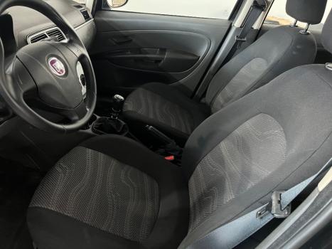 FIAT Punto 1.4 4P ATTRACTIVE FLEX, Foto 9