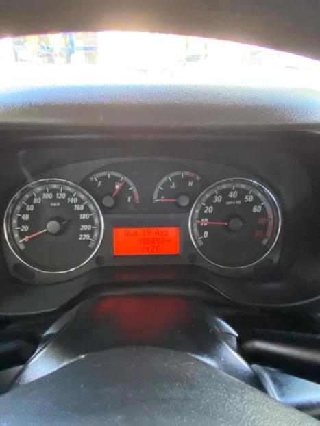 FIAT Punto 1.4 4P ELX FLEX, Foto 2