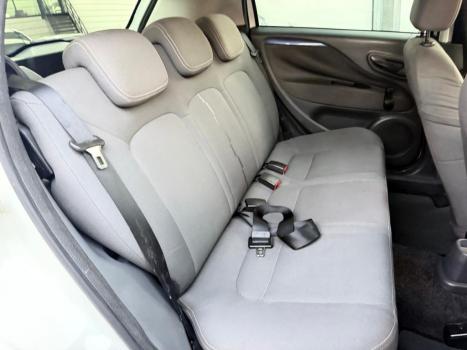 FIAT Punto 1.4 4P FLEX ATTRACTIVE ITALIA, Foto 7