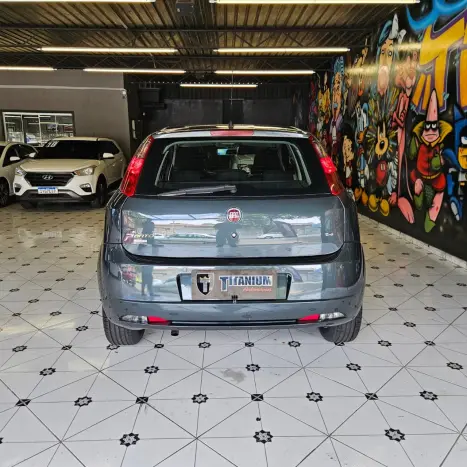 FIAT Punto 1.4 FLEX 4P, Foto 4