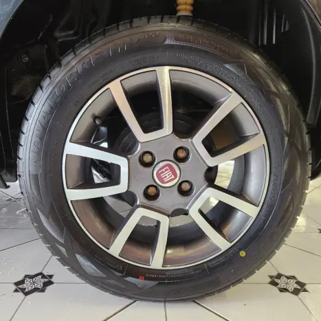 FIAT Punto 1.4 FLEX 4P, Foto 9