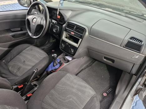 FIAT Punto 1.4 FLEX 4P, Foto 4