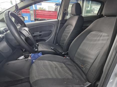 FIAT Punto 1.4 FLEX 4P, Foto 8