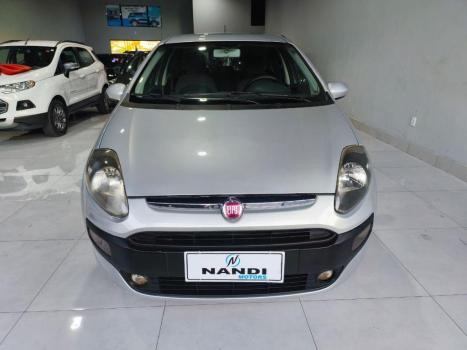 FIAT Punto 1.4 FLEX 4P, Foto 2