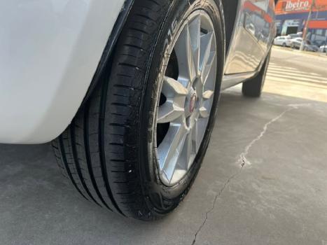 FIAT Punto 1.6 16V 4P ESSENCE FLEX, Foto 15