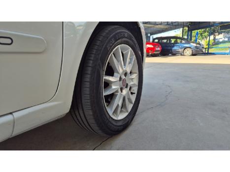 FIAT Punto 1.6 16V 4P ESSENCE FLEX, Foto 12