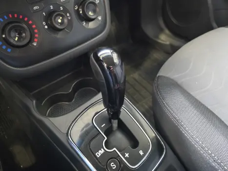 FIAT Punto 1.6 16V 4P FLEX ESSENCE DUALOGIC AUTOMATIZADO, Foto 9