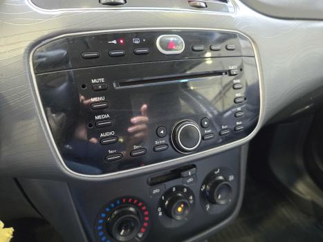 FIAT Punto 1.6 16V 4P FLEX ESSENCE DUALOGIC AUTOMATIZADO, Foto 13