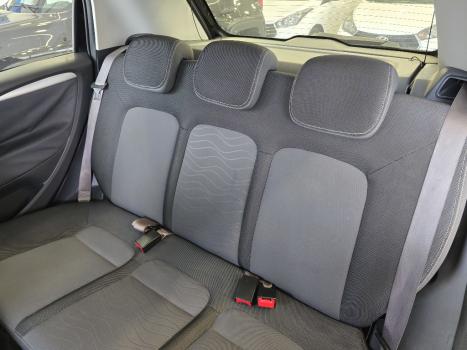 FIAT Punto 1.6 16V 4P FLEX ESSENCE DUALOGIC AUTOMATIZADO, Foto 16