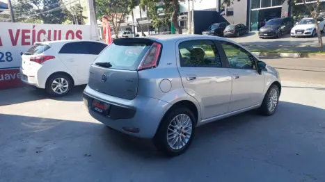 FIAT Punto 1.6 16V 4P ESSENCE FLEX, Foto 3