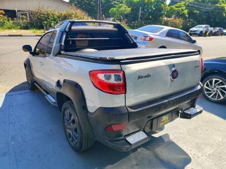 FIAT Strada 1.8 16V FLEX ADVENTURE LOCKER CABINE ESTENDIDA, Foto 6