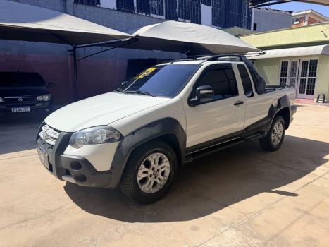FIAT Strada 1.8 FLEX ADVENTURE CABINE ESTENDIDA, Foto 2