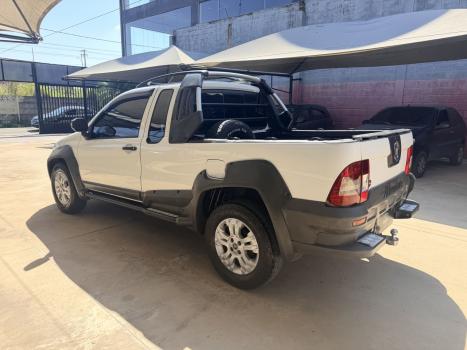 FIAT Strada 1.8 FLEX ADVENTURE CABINE ESTENDIDA, Foto 3