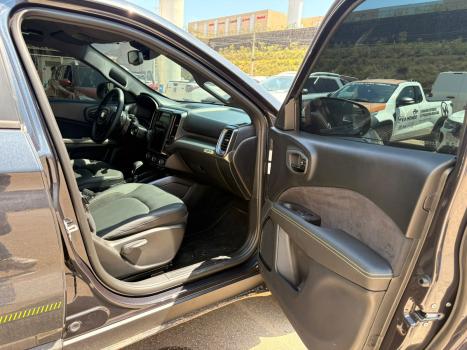 FIAT Toro 1.3 16V 4P FLEX 270 TURBO VOLCANO AUTOMÁTICO, Foto 16