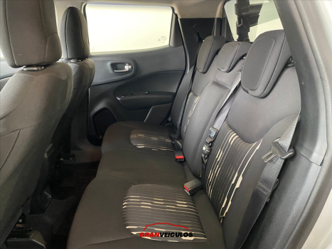 FIAT Toro 1.8 16V 4P FLEX FREEDOM AUTOMTICO, Foto 11