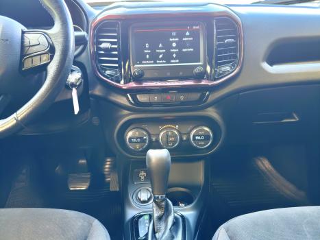 FIAT Toro 1.8 16V 4P FLEX FREEDOM AUTOMTICO, Foto 3