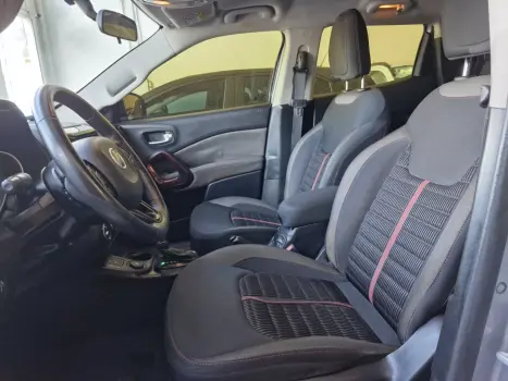 FIAT Toro 1.8 16V 4P FLEX FREEDOM AUTOM�TICO, Foto 10