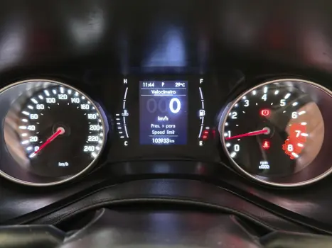 FIAT Toro 1.8 16V 4P FLEX FREEDOM AUTOM�TICO, Foto 15