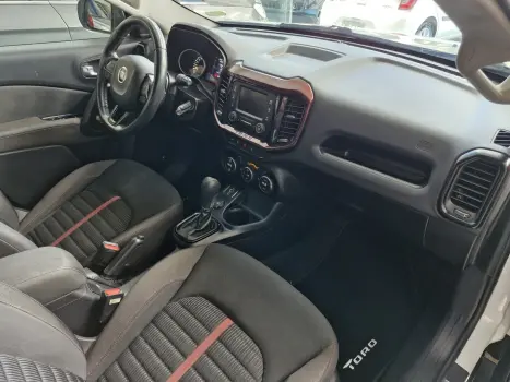 FIAT Toro 1.8 16V 4P FLEX FREEDOM AUTOM�TICO, Foto 9