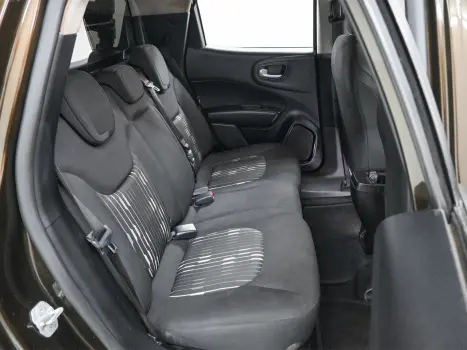 FIAT Toro 1.8 16V 4P FLEX FREEDOM AUTOM�TICO, Foto 7