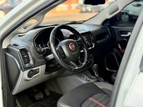 FIAT Toro 1.8 16V 4P FLEX FREEDOM AUTOM�TICO, Foto 4