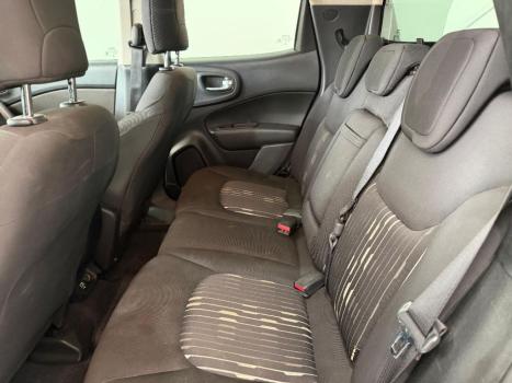 FIAT Toro 1.8 16V 4P FLEX FREEDOM AUTOM�TICO, Foto 8