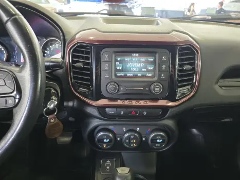 FIAT Toro 1.8 16V 4P FLEX FREEDOM AUTOM�TICO, Foto 8