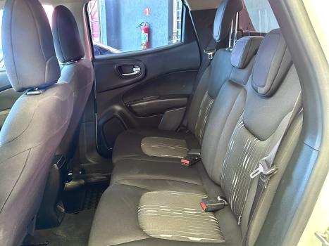 FIAT Toro 1.8 16V 4P FLEX FREEDOM AUTOM�TICO, Foto 18